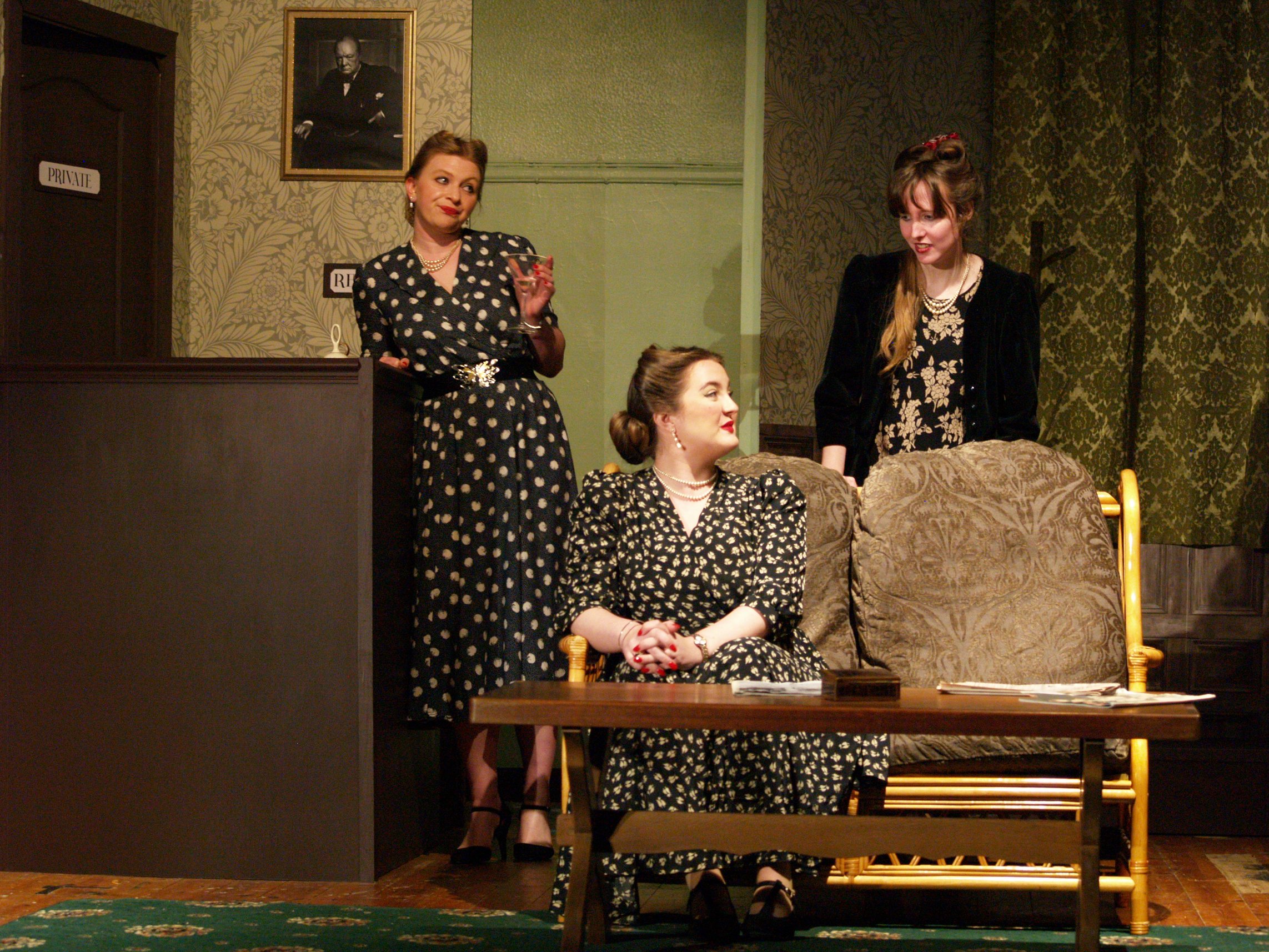 Doris - Countess Skricevinsky (Charlotte), Patricia Graham (Olivia), Maudie Miller (Cecilia)