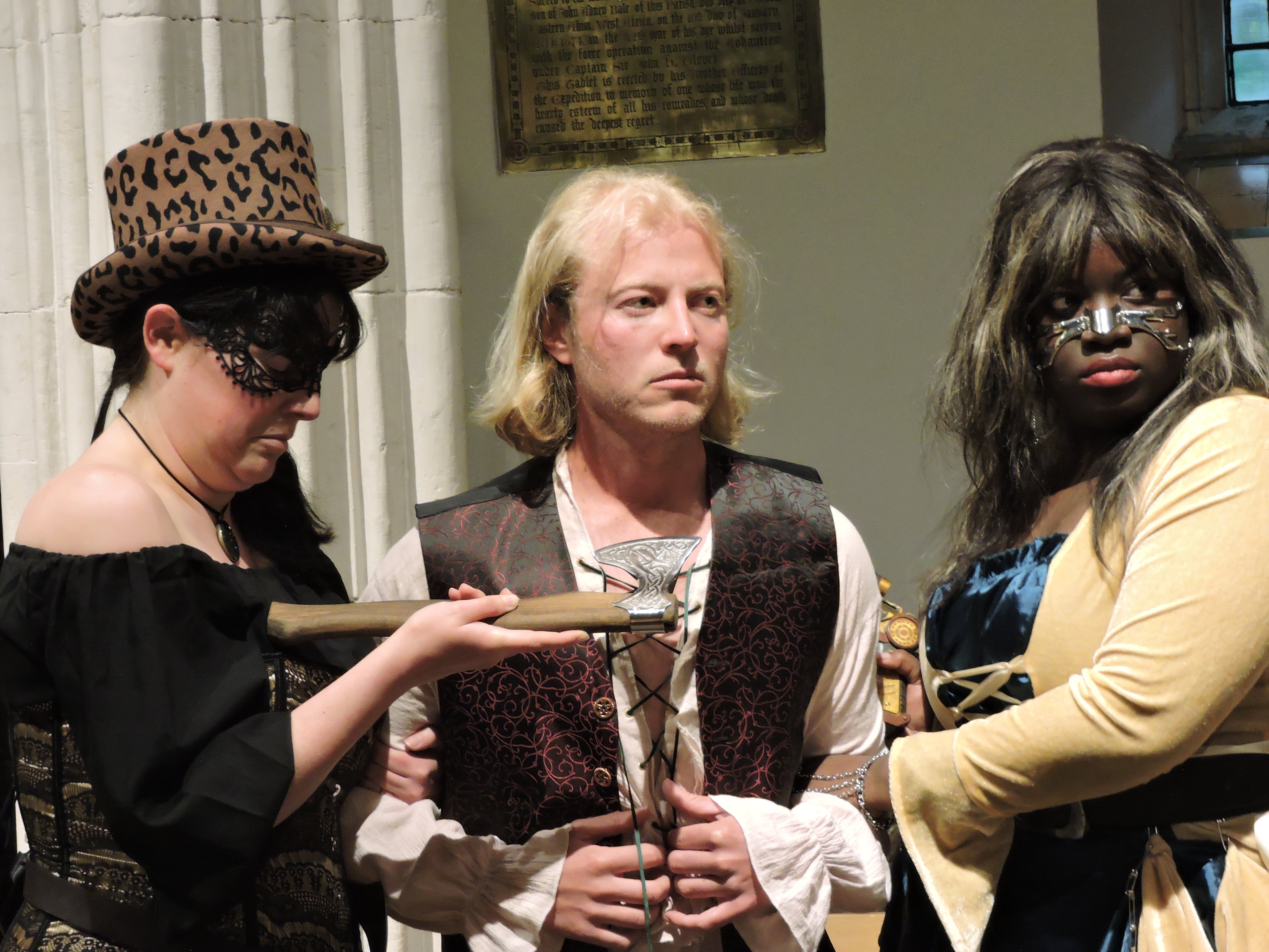 Countess of Pembroke (Amie Lynn), Piers Gaveston (Graeme Mooney), Countess of Warwick (Ana Anajuba)